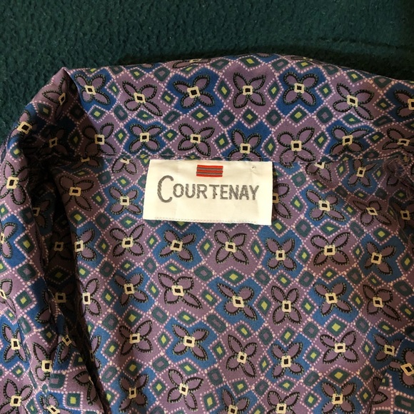 Vintage Patterned Button Down Shirt - Picture 4 of 4